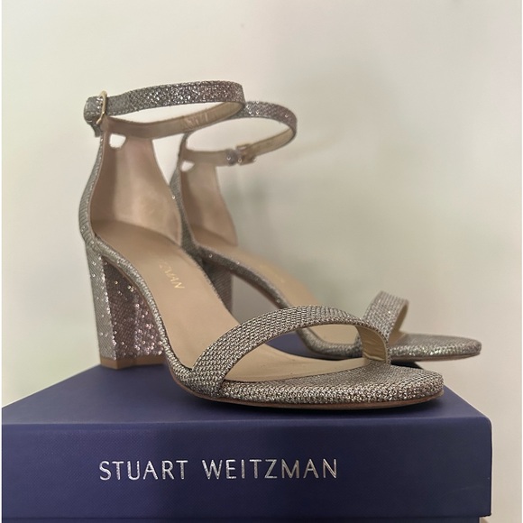 Stuart Weitzman iconic nearly nude platinum noirsandal .